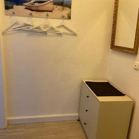 40l Luisenstr 5.og شقة