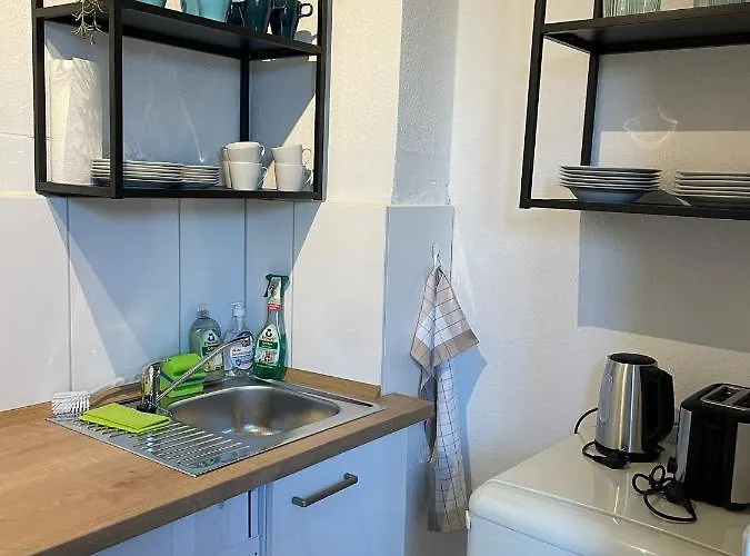 40l Luisenstr 5.og アパート